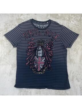 GUESS Premium Rebels Rock Embroidered Men’s Striped T-Shirt Knight Crest Size L